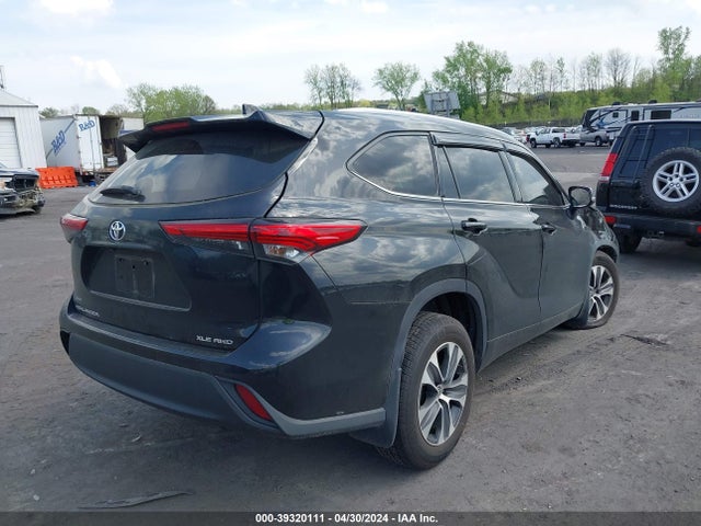 Toyota Highlander Xle 2021 5TDGZRBH3MS145743 Image 4