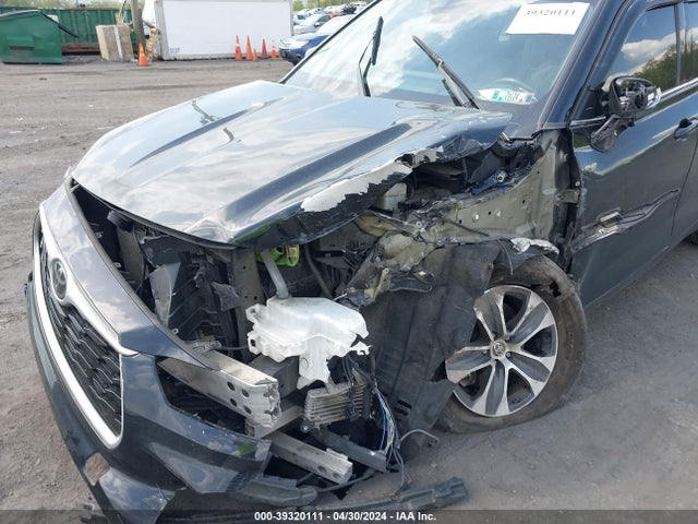 Toyota Highlander Xle 2021 5TDGZRBH3MS145743 Image 6