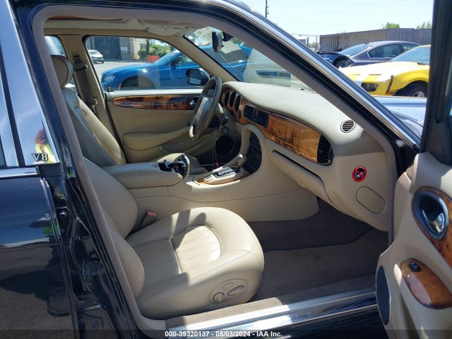 2001 JAGUAR XJ8 SAJDA14C31LF36843 Photo 4