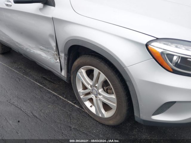 WDCTG4EB8FJ176687 Mercedes-Benz GLA 250