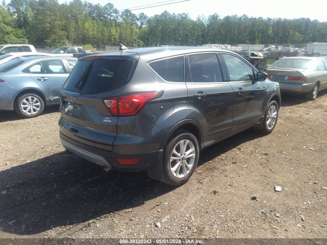 Ford ESCAPE SE 2019 1FMCU0GD4KUA88729 Image 4