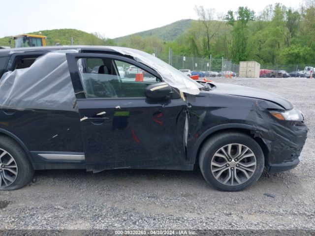 JA4AZ2A39HZ062870 Mitsubishi Outlander Es