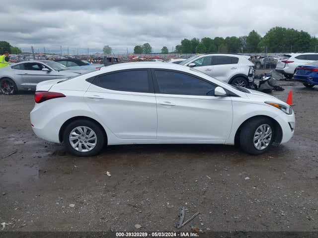 Hyundai ELANTRA SE 2016 5NPDH4AEXGH769095 Image 13