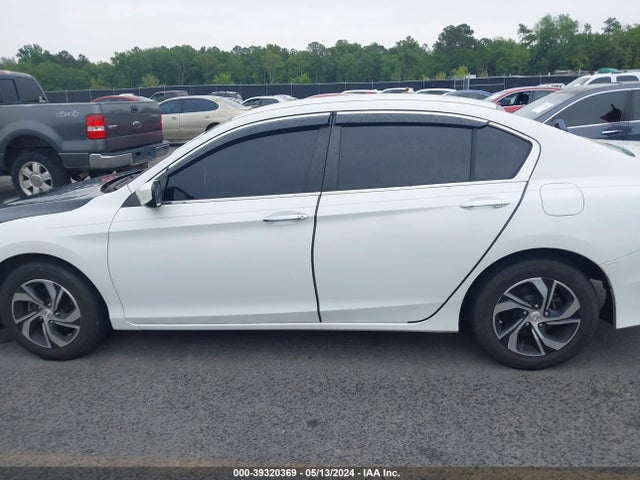 Honda ACCORD LX 2017 1HGCR2F34HA183720 Image 14
