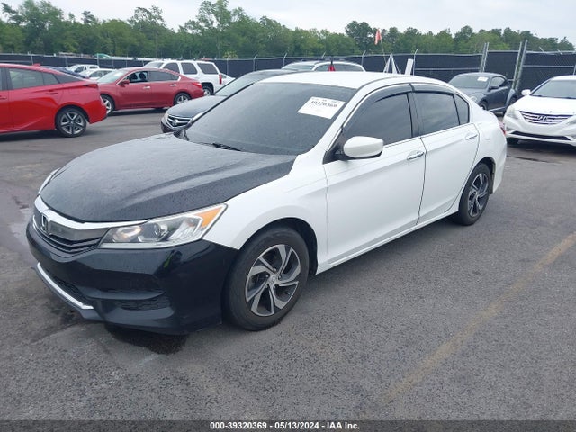 Honda ACCORD LX 2017 1HGCR2F34HA183720 Image 2