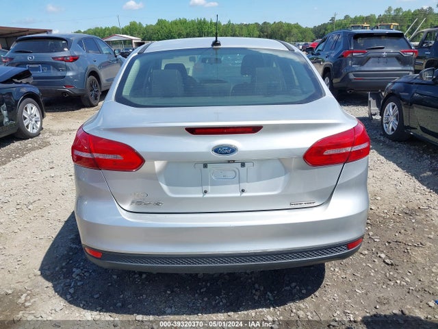 Ford FOCUS S 2015 1FADP3E21FL345205 Image 17