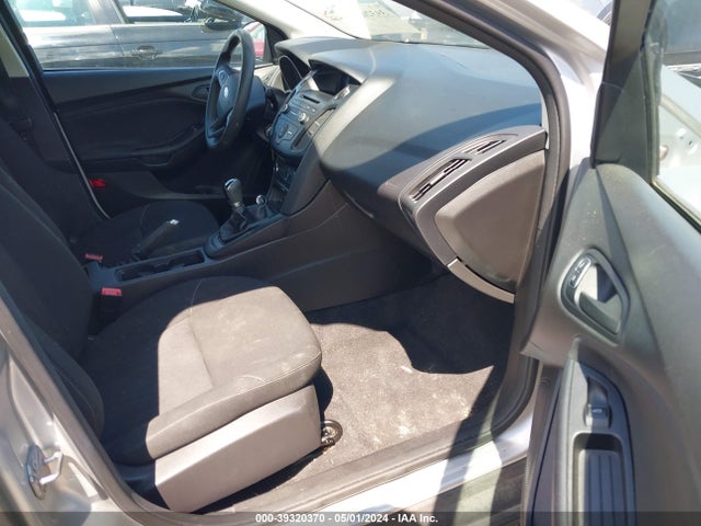 Ford FOCUS S 2015 1FADP3E21FL345205 Image 5