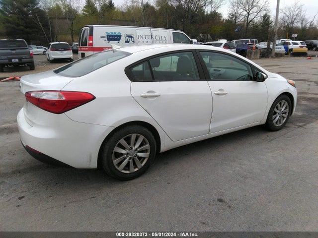 KIA FORTE LX 2016 KNAFX4A68G5470304 Image 4