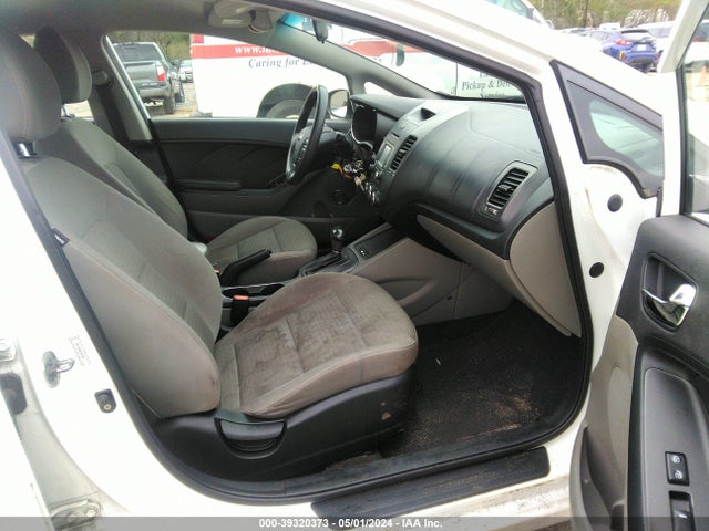 KIA FORTE LX 2016 KNAFX4A68G5470304 Image 5