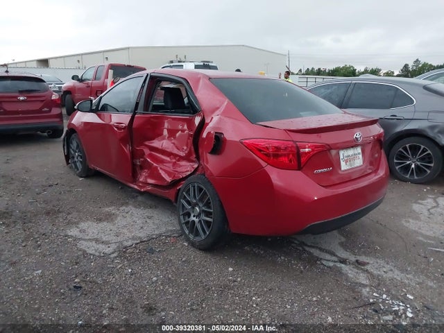 Toyota COROLLA SE 2017 5YFBURHE9HP670813 Image 3