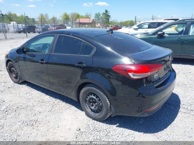 3KPFK4A76HE013085 KIA FORTE LX