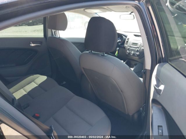3KPFK4A76HE013085 KIA FORTE LX