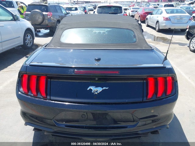 Ford Mustang Ecoboost Premium 2018 1FATP8UH5J5167942 Image 16