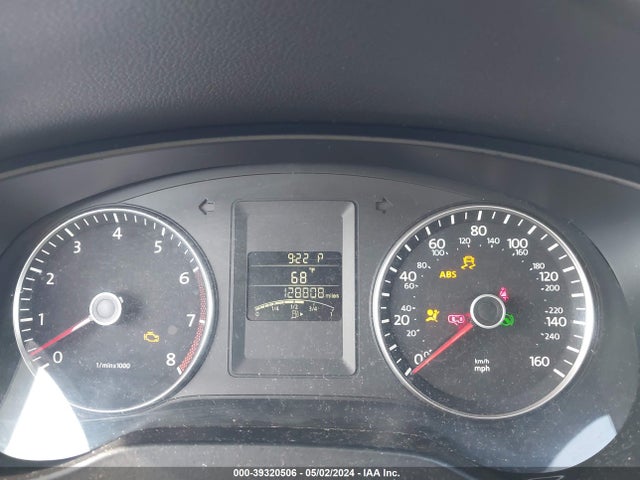 2013 Volkswagen Jetta 2.5l Se მანქანა იყიდება აუქციონზე, vin: 3VWDP7AJ7DM402921, აუქციონის ნომერი: 39320506