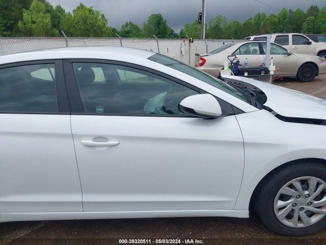 Hyundai ELANTRA SE 2019 5NPD74LF7KH464476 Image 13