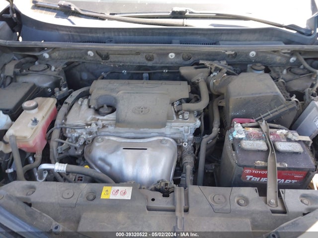 Toyota RAV4 LE 2017 JTMBFREV0HJ153371 Image 10