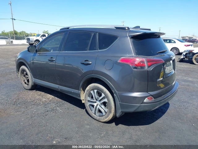 Toyota RAV4 LE 2017 JTMBFREV0HJ153371 Image 3