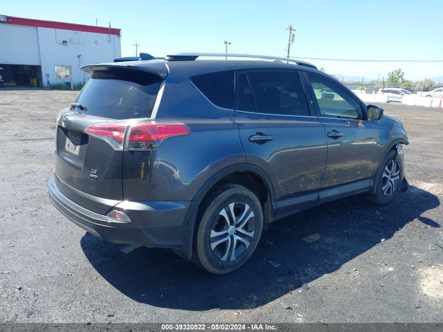 Toyota RAV4 LE 2017 JTMBFREV0HJ153371 Image 4