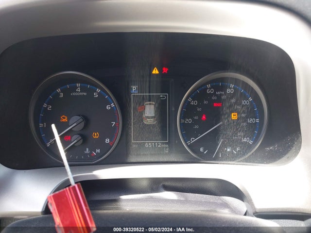 Toyota RAV4 LE 2017 JTMBFREV0HJ153371 Image 7