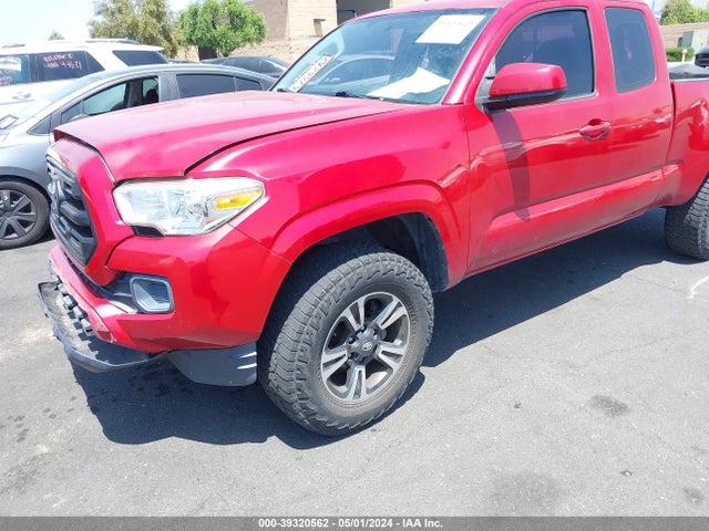 Toyota Tacoma Sr 2017 5TFRX5GN5HX075507 Image 2