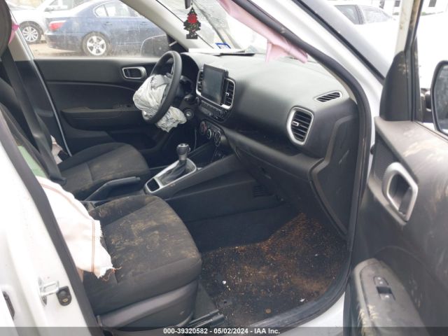 KMHRB8A37NU186494 Hyundai Venue Se