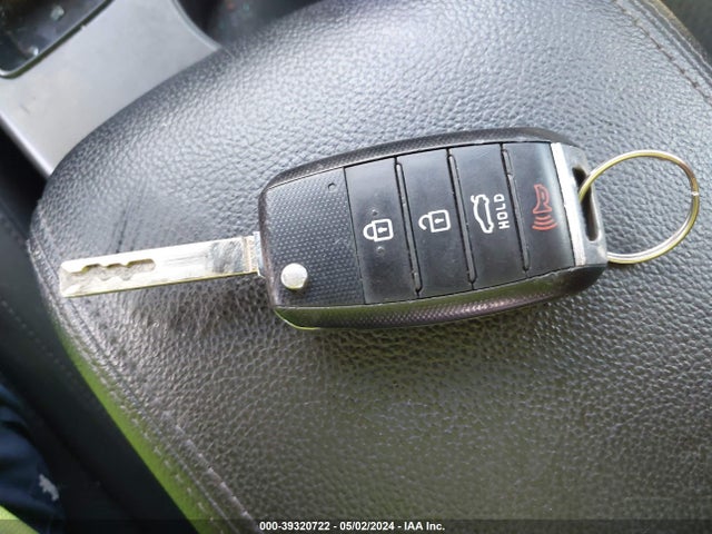 KIA Optima Lx 2016 KNAGT4L37G5101954 Image 11