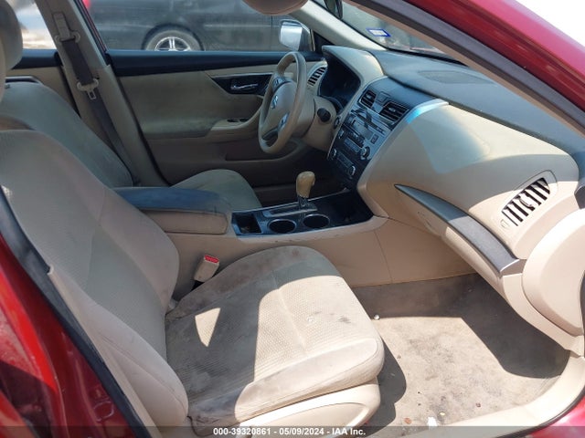Nissan Altima 2.5 S 2014 1N4AL3APXEC102636 Image 5