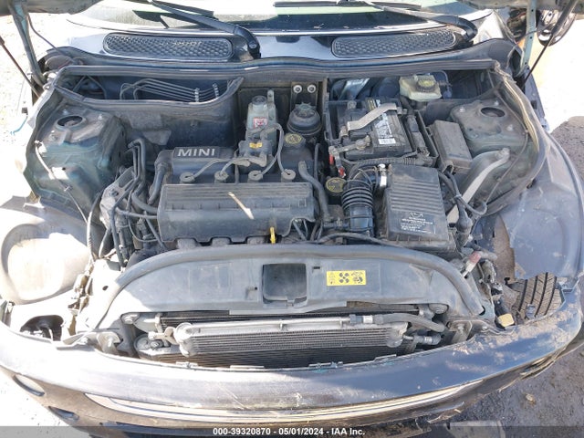 2006 MINI COOPER WMWRC33526TK17013 Photo 9