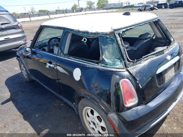 2006 MINI COOPER WMWRC33526TK17013 Photo 5