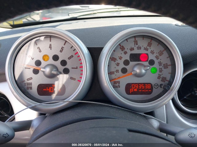 2006 MINI COOPER WMWRC33526TK17013 Photo 6