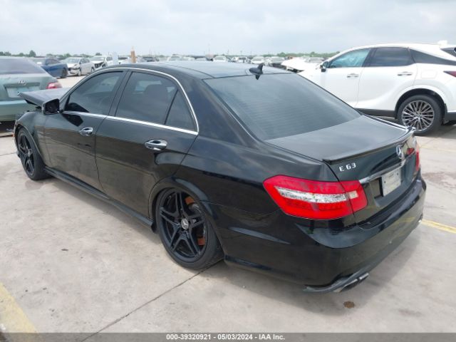 2011 MERCEDES-BENZ E 63 AMG WDDHF7HB9BA308884 Photo 2