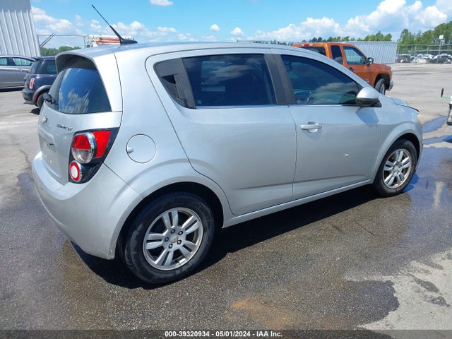 Chevrolet Sonic Lt Auto 2014 1G1JC6SH2E4100692 Image 4