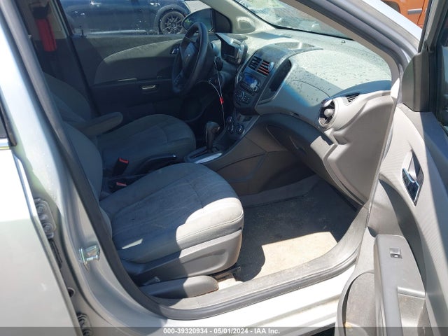 Chevrolet Sonic Lt Auto 2014 1G1JC6SH2E4100692 Image 5