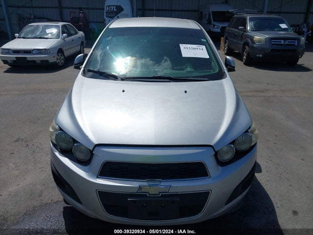 Chevrolet Sonic Lt Auto 2014 1G1JC6SH2E4100692 Image 6