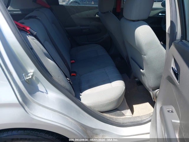 Chevrolet Sonic Lt Auto 2014 1G1JC6SH2E4100692 Image 8