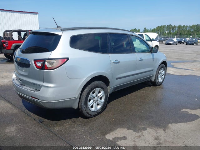 Chevrolet Traverse Ls 2015 1GNKRFED4FJ250414 Image 4