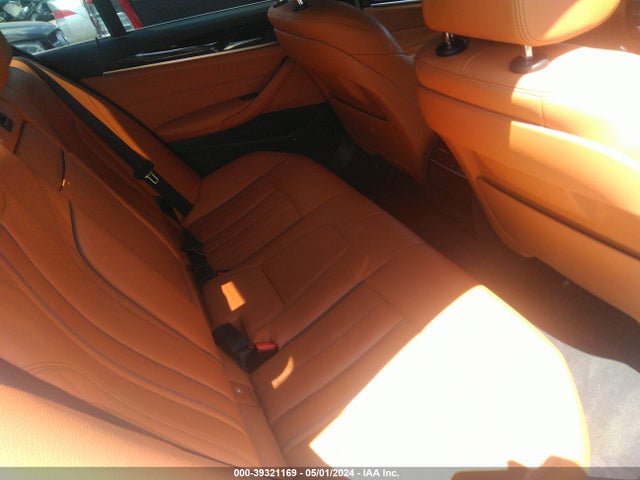 WBAJE5C52KG919158 BMW 540I