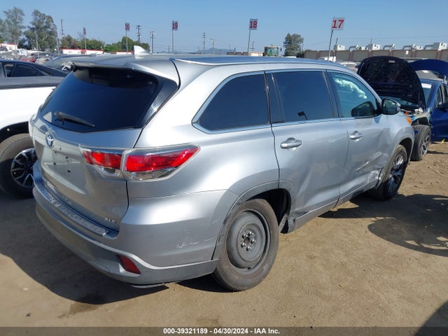 Toyota Highlander Xle V6 2014 5TDKKRFH2ES027922 Image 4