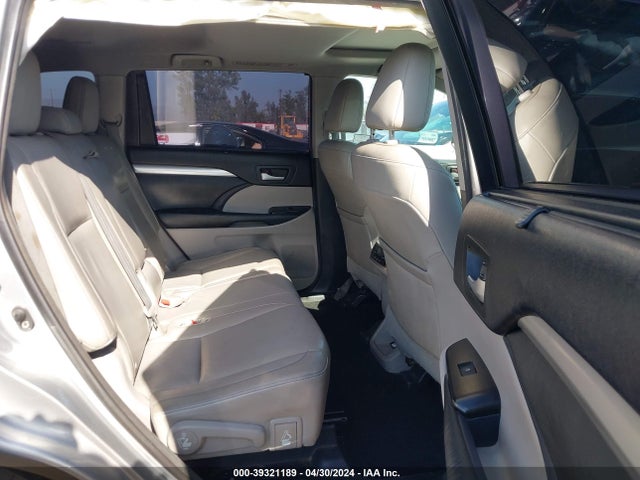 Toyota Highlander Xle V6 2014 5TDKKRFH2ES027922 Image 8
