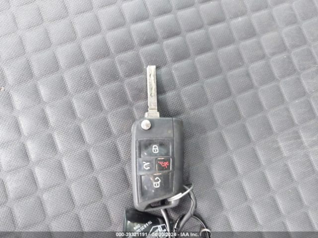 3VV0B7AX2JM119893 Volkswagen Tiguan 2.0t S
