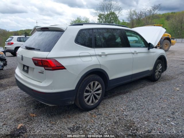 3VV0B7AX2JM119893 Volkswagen Tiguan 2.0t S