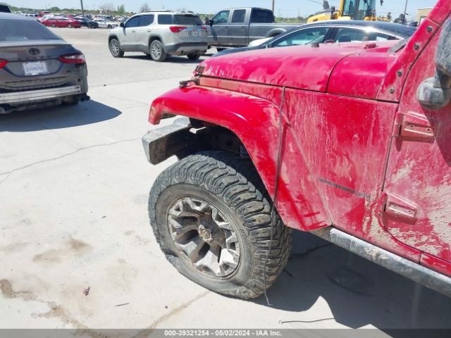 1C4HJWFG4EL186283 Jeep Wrangler Unlimited Rubicon