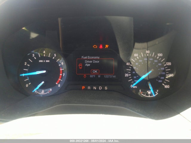 2FMTK3G85FBC05689 Ford EDGE SE