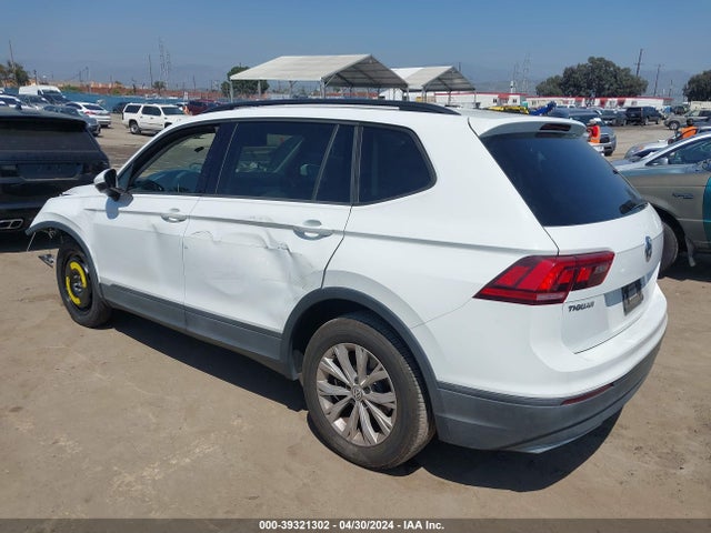 3VV1B7AX8KM148238 Volkswagen Tiguan 2.0t S