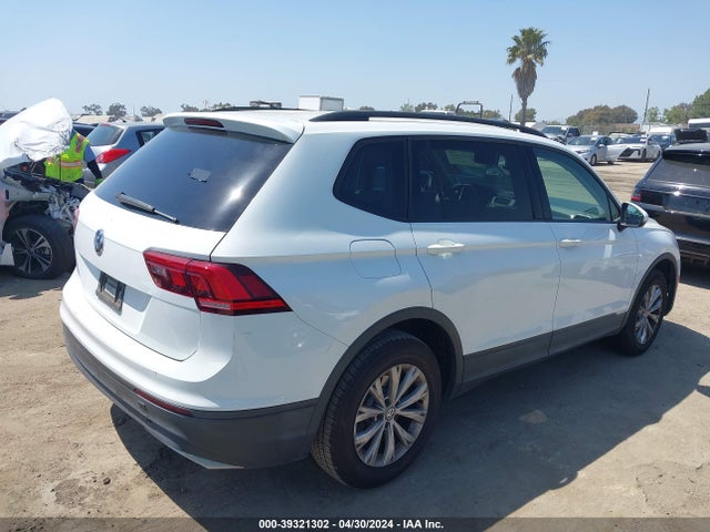 3VV1B7AX8KM148238 Volkswagen Tiguan 2.0t S