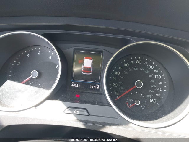 3VV1B7AX8KM148238 Volkswagen Tiguan 2.0t S