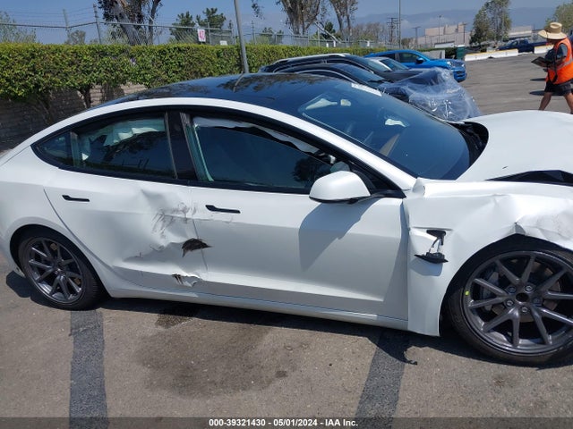 Tesla Model 3 Rear-wheel Drive 2022 5YJ3E1EA6NF142755 Image 12