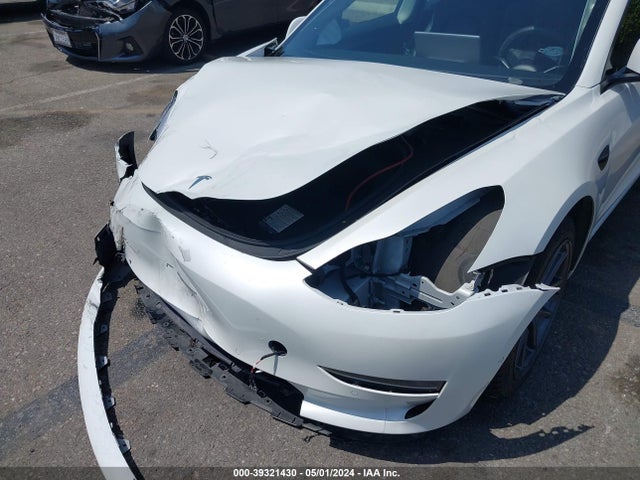 Tesla Model 3 Rear-wheel Drive 2022 5YJ3E1EA6NF142755 Image 19