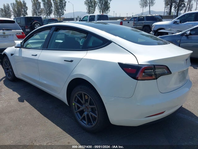 2022 TESLA MODEL 3 5YJ3E1EA6NF142755 Photo 2