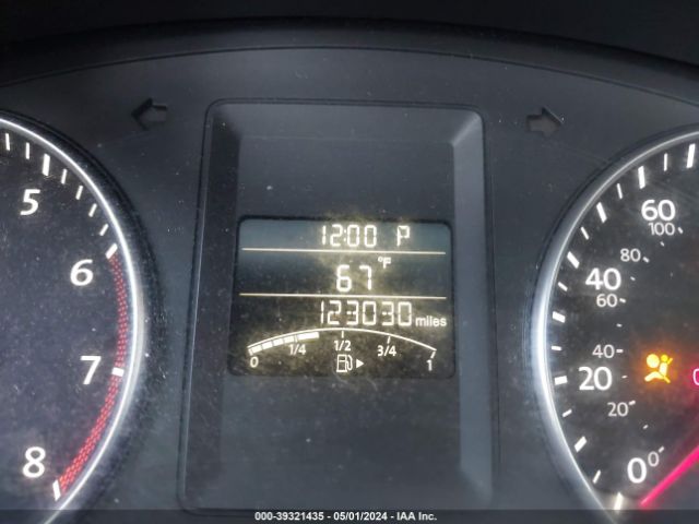 3VWD07AJ8EM356229 Volkswagen Jetta 1.8t Se